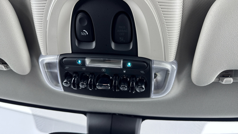 MINI Hatchback 1.5 Cooper Classic 5dr Auto Petrol Hatchback